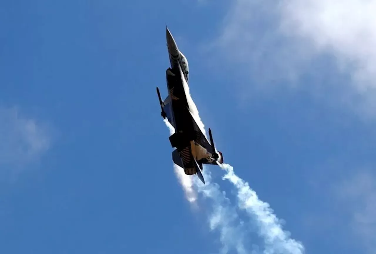 Türkiye ABD'den F-16 Siparişini İptal Etmedi, Ancak Yenilenmiş Gemileri Çıkardı