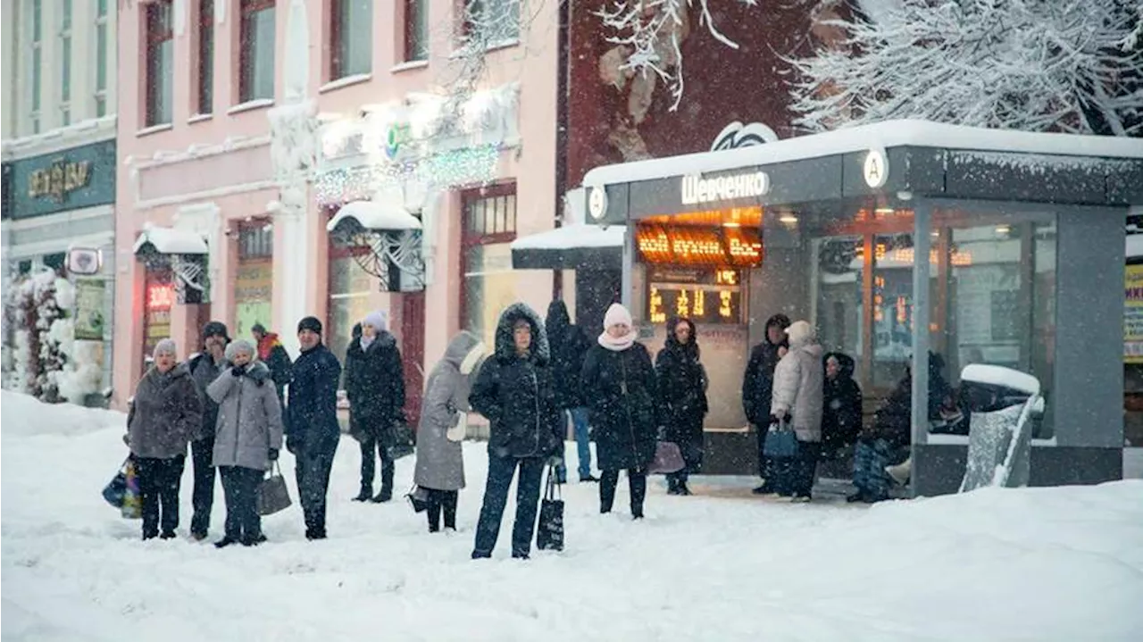 Введен режим ЧС в Благовещенске из-за снежной бури