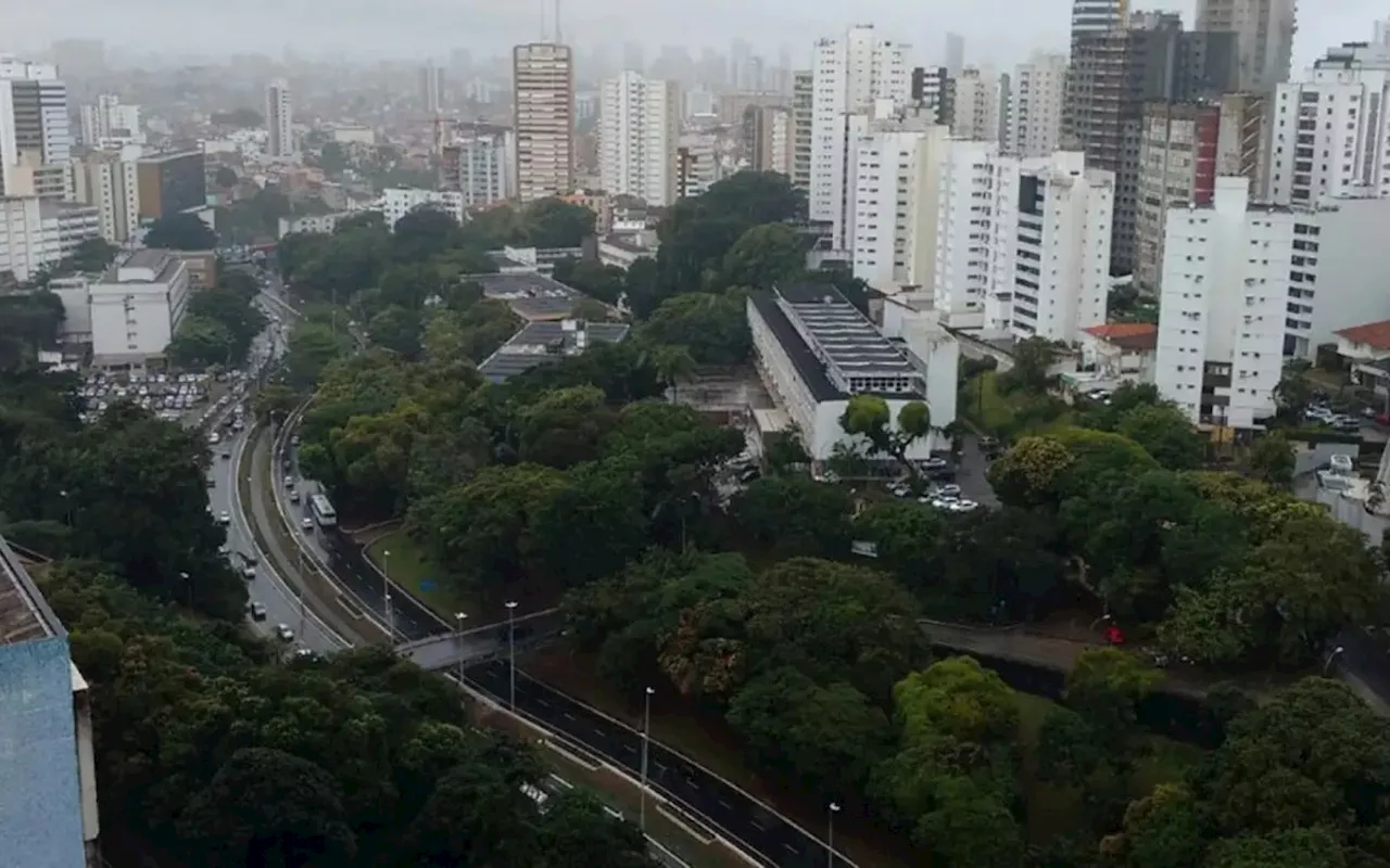 Bahia tem alerta de chuvas intensas e acumulada até esta quinta-feira