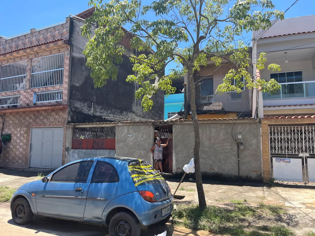 Moradores de Rocha Miranda ainda se recuperam de enchentes e enfrentam novo rompimento de adutora