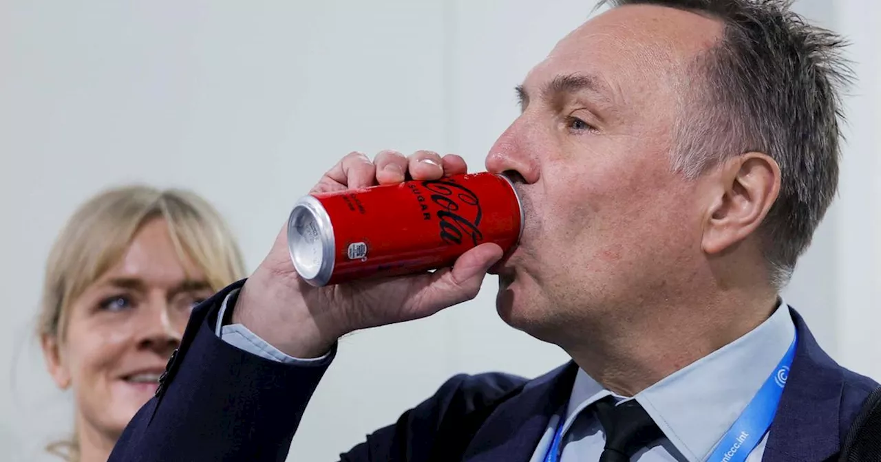 JO 2024 : une ONG française dépose une plainte contre Coca-Cola pour «greenwashing»