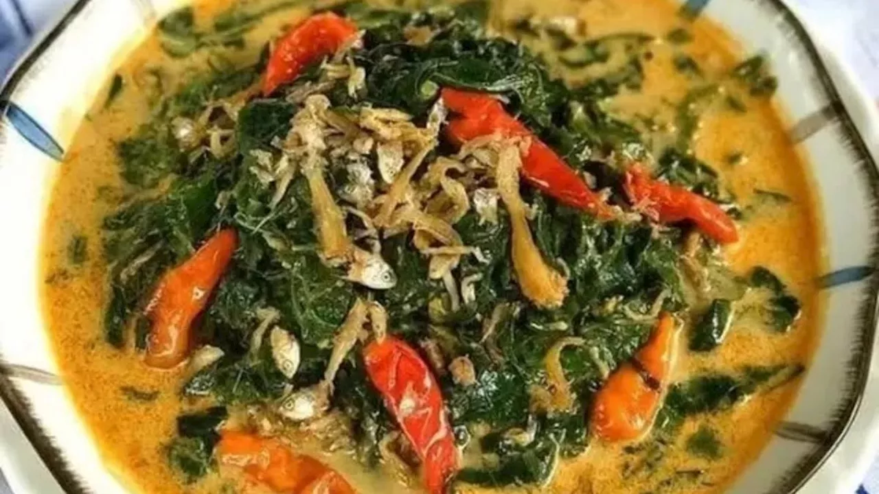 3 Resep Gulai Daun Singkong, Versi Simpel sampai ala Rumah Makan Padang