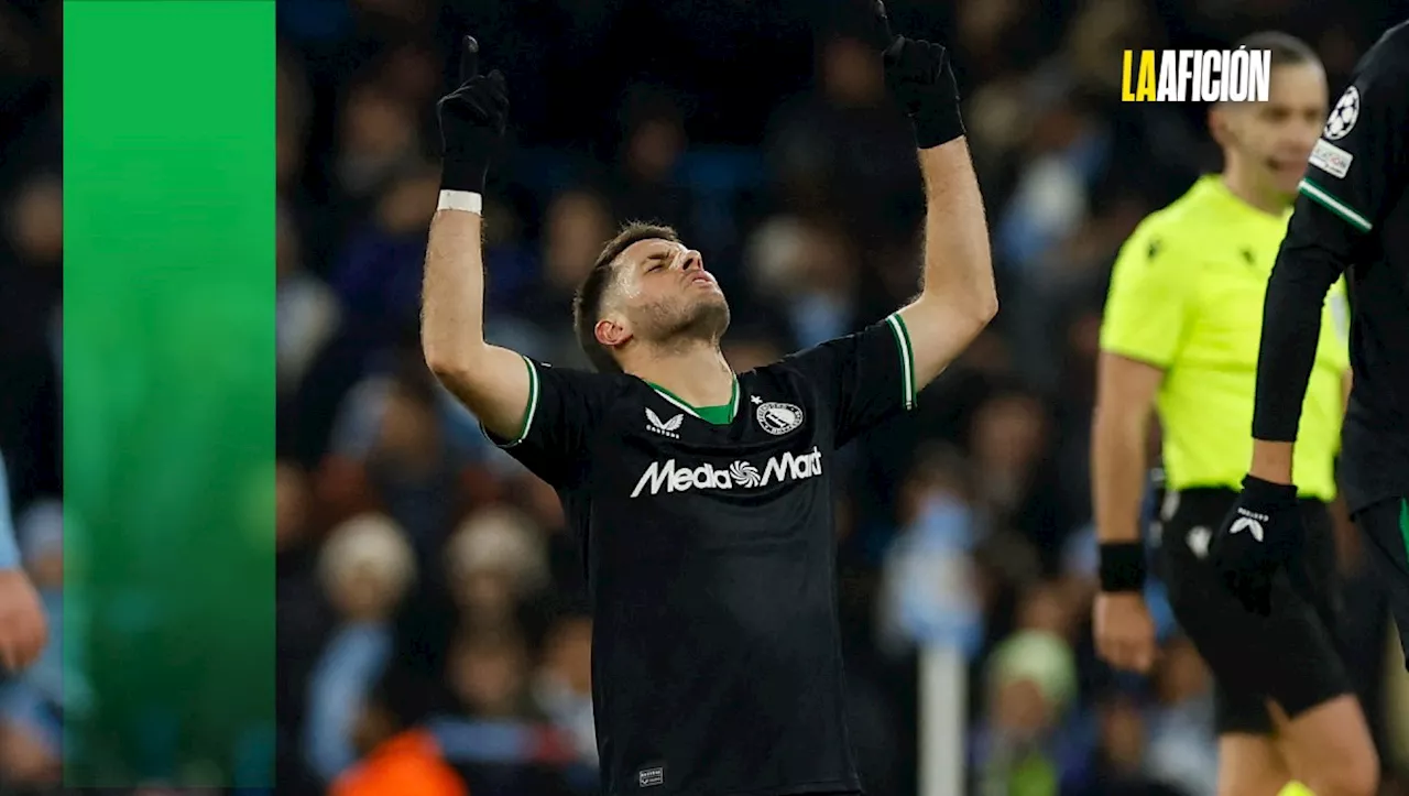 Santiago Giménez cumplió un sueño jugando en Inglaterra y anotando gol ante el Manchester City