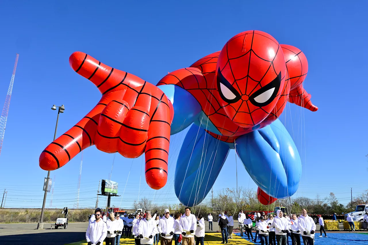 Thanksgiving parade 2024 balloon inflation: How to watch, streaming channel