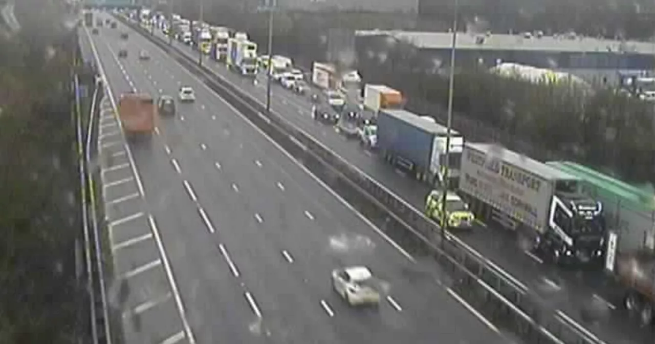 M1 live traffic updates as 2 lorries crash causing delays between junction 21 and junction 21a