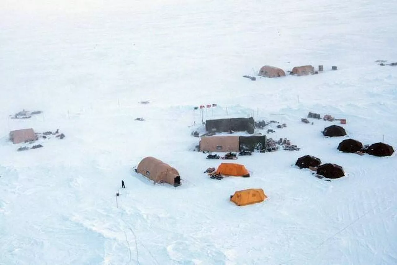 Camp Century: La Base Militaire Américaine Abandonnée et Découverte par la Nasa