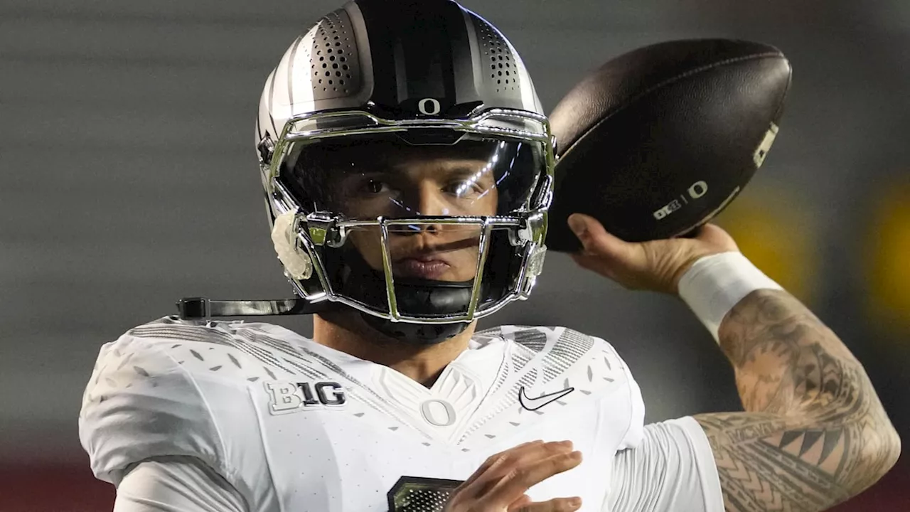 Oregon Ducks Dillon Gabriel To Make FBS History Vs. Washington On Senior Night