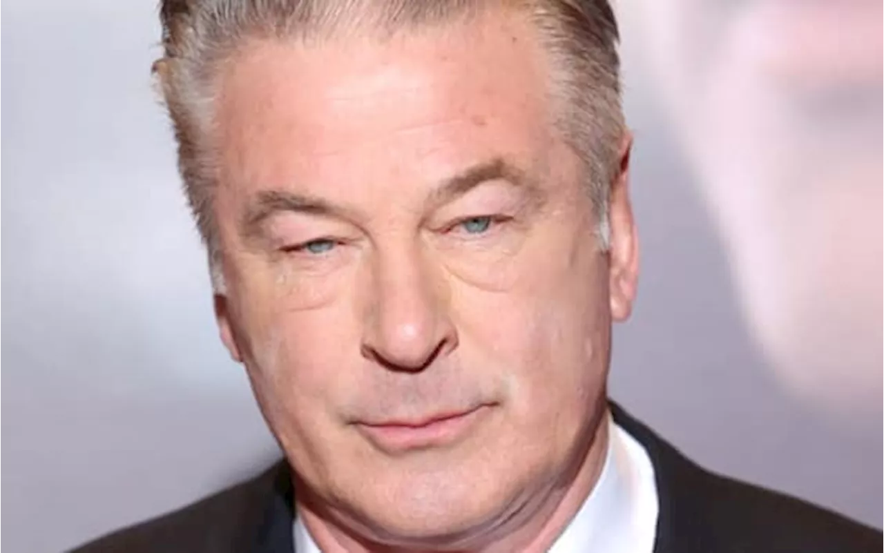 Alec Baldwin, richiesto appello contro archiviazione di omicidio colposo sul set di Rust