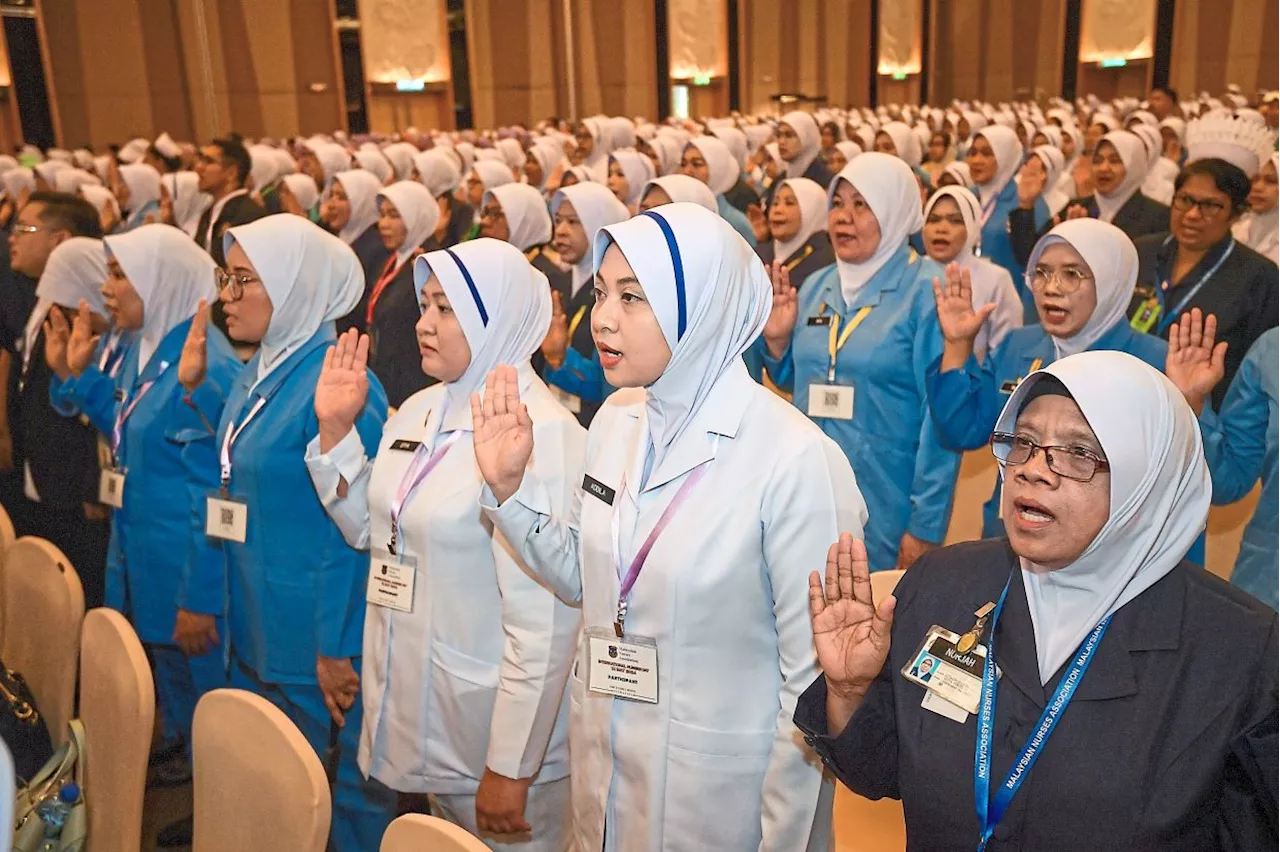 New working hours for nurses still being fine-tuned, says Dzulkefly in urging patience