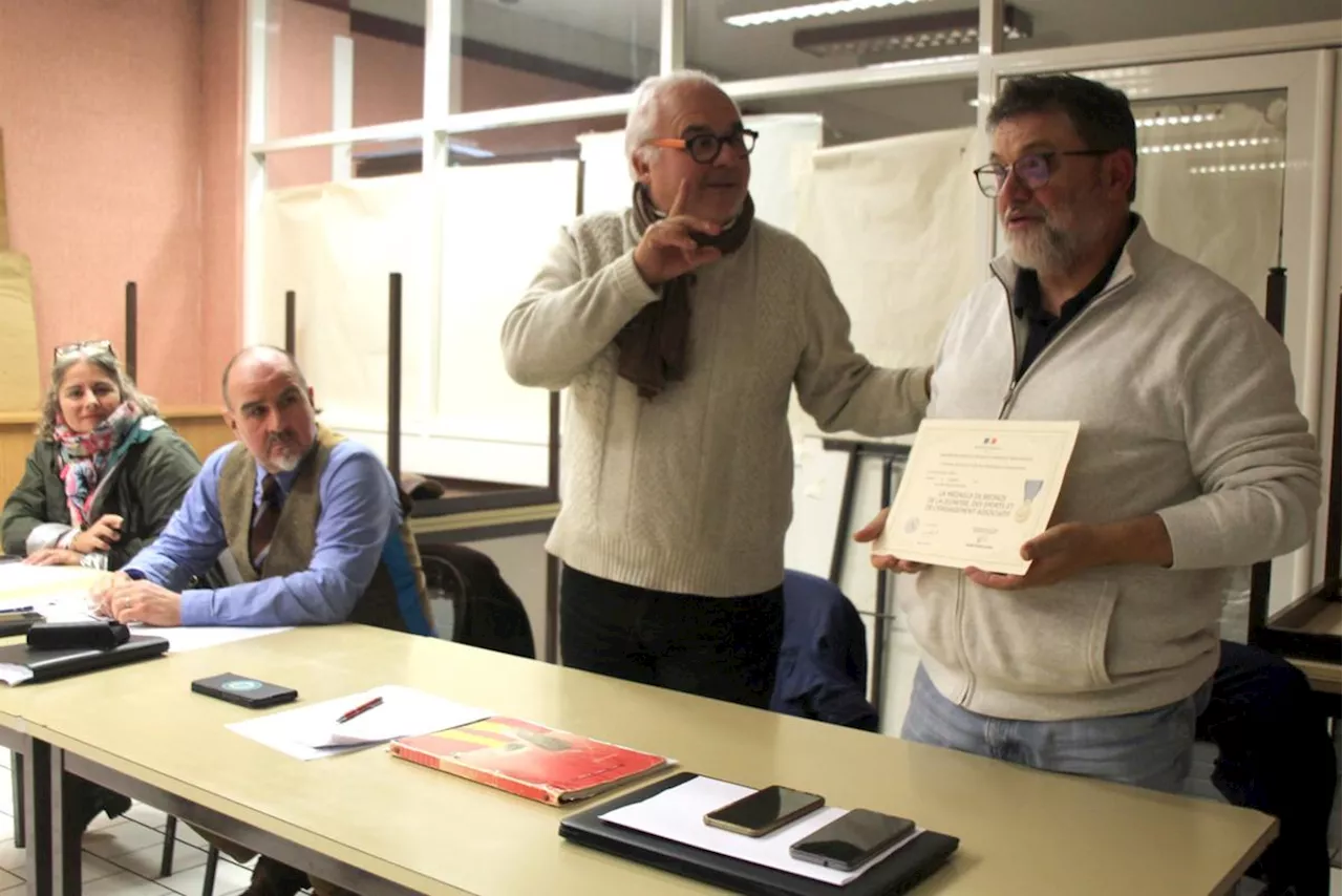 Monein : des records de longévité au bureau du Monein Tennis Club