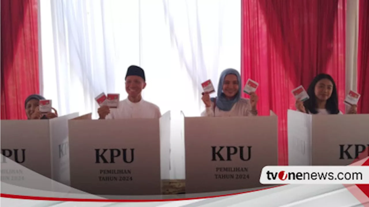 Didampingi Ibunda dan Istri, Yudha Pratomo Nyoblos di TPS 09