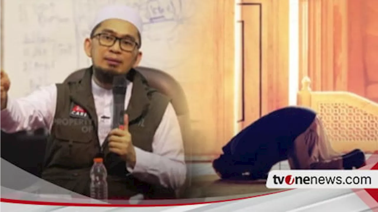 Ustaz Adi Hidayat Larang Menempelkan Siku saat Sujud dalam Shalat