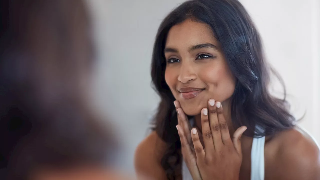 La microcorrente viso di Foreo per un lifting immediato è in sconto per il Black Friday