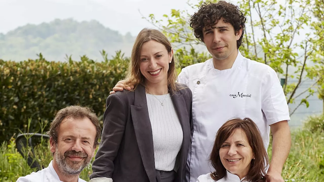 Nacho Manzano, el chef en el que Felipe y Letizia confían para almuerzos oficiales, hace historia: tres estrellas Michelin para su restaurante Casa Marcial en Asturias