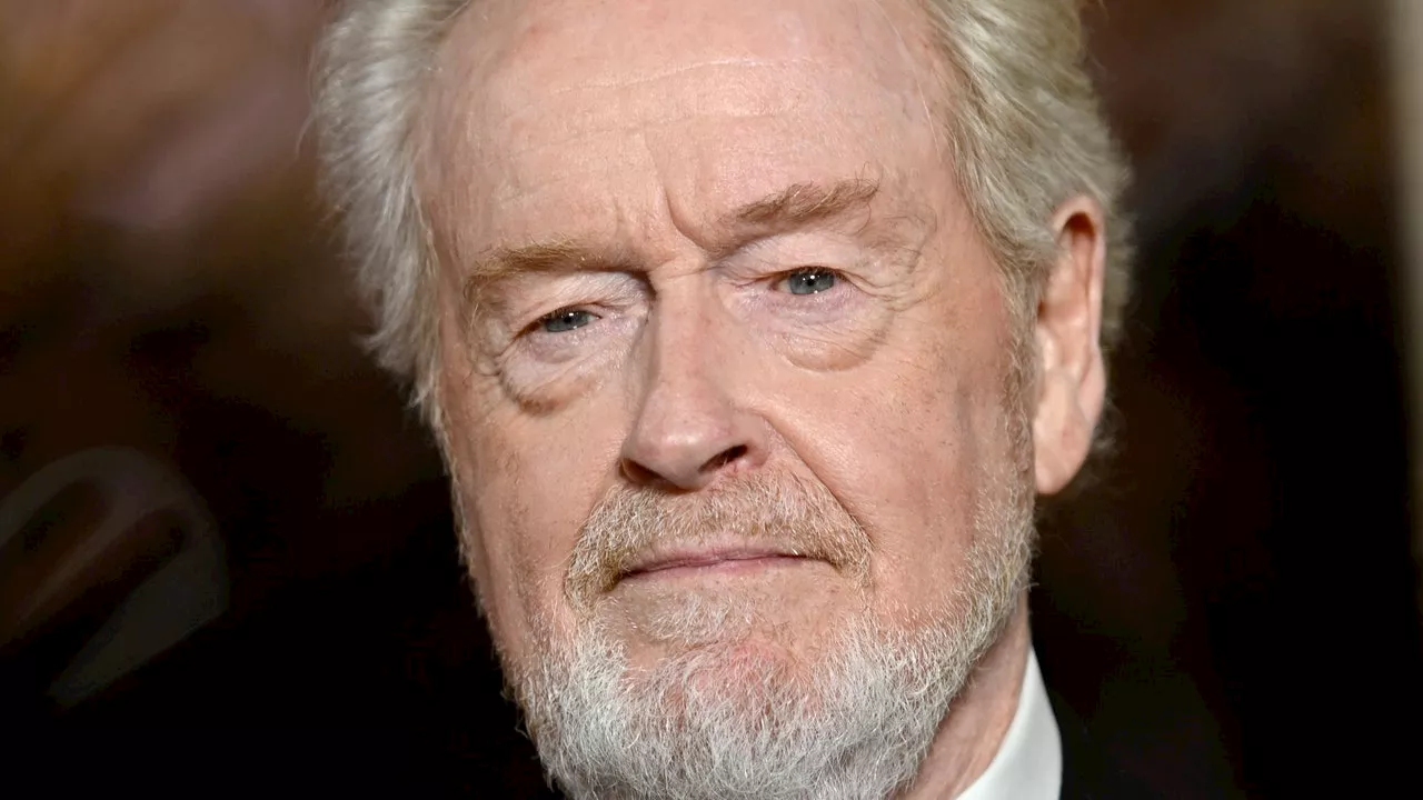 Ridley Scott racconta il Gladiatore 2 tra squali nel Colosseo e terzo capitolo: «La Storia? Non ci ha insegnato nulla»