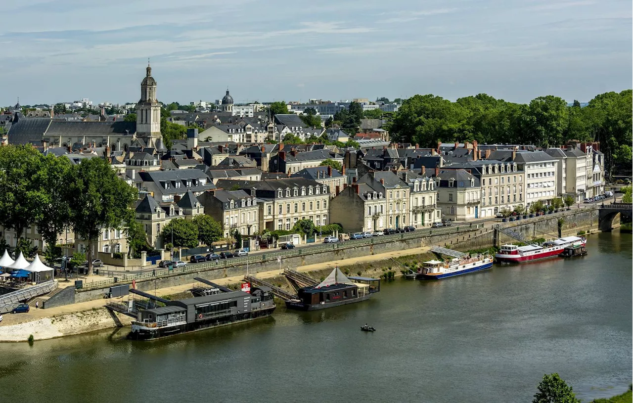 Angers : Bientôt une amende de 215 euros pour les personnes urinant dans la rue