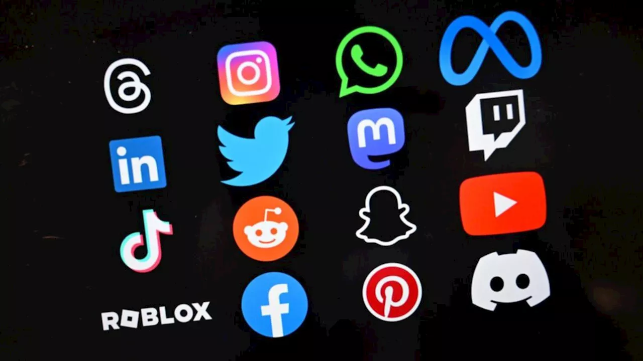 Australia Passes Global First Law Banning Social Media for Under-16s