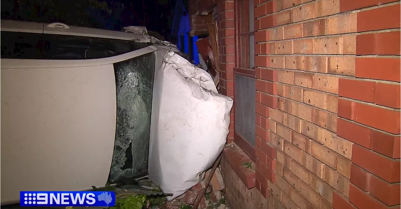 Police Hunt Driver After High-Speed Crash in Blackwood, South Australia