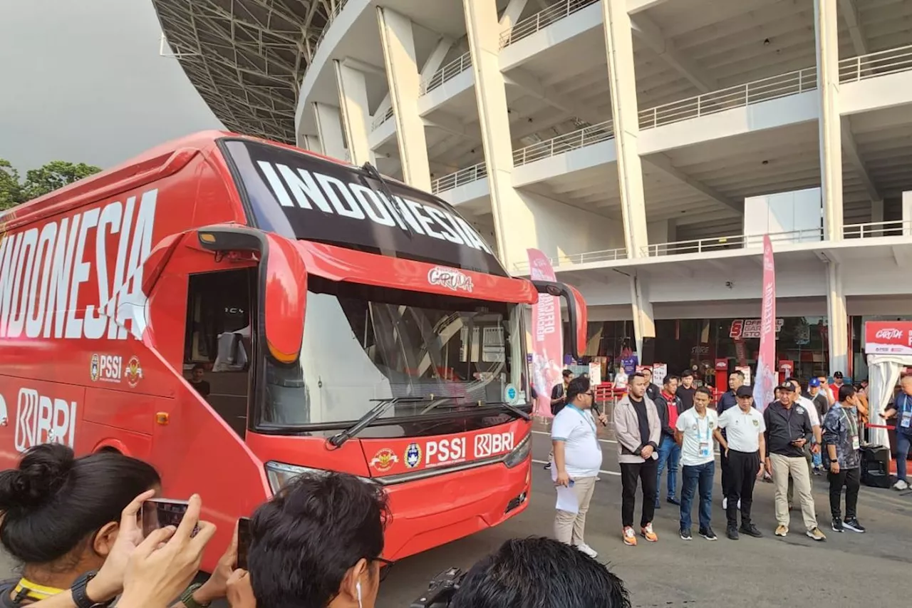 PT Bank Rakyat Indonesia (Persero) Tbk Berikan Bus Untuk Timnas Indonesia