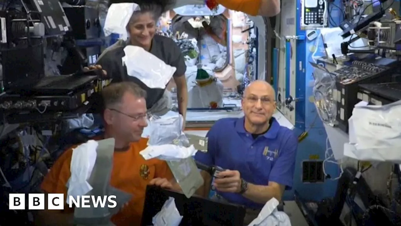 Nasa Astronauts Enjoy Thanksgiving Meal on ISS