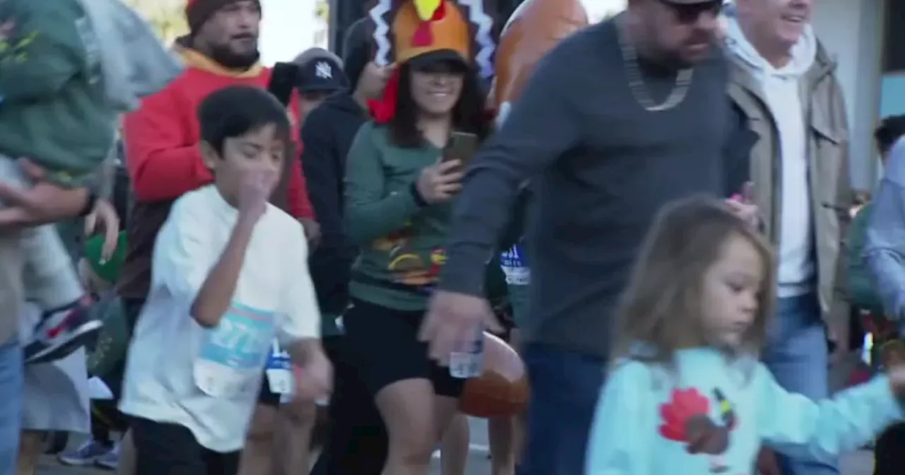 Thousands race in the Drumstick Dash in North Hollywood to help those in need