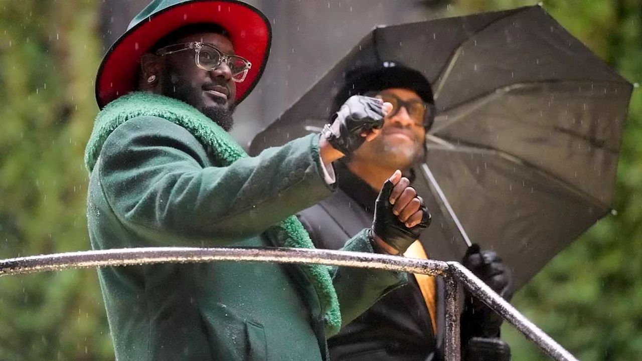 T-Pain Stuns at Macy's Thanksgiving Day Parade, Fans Want Super Bowl Halftime Show