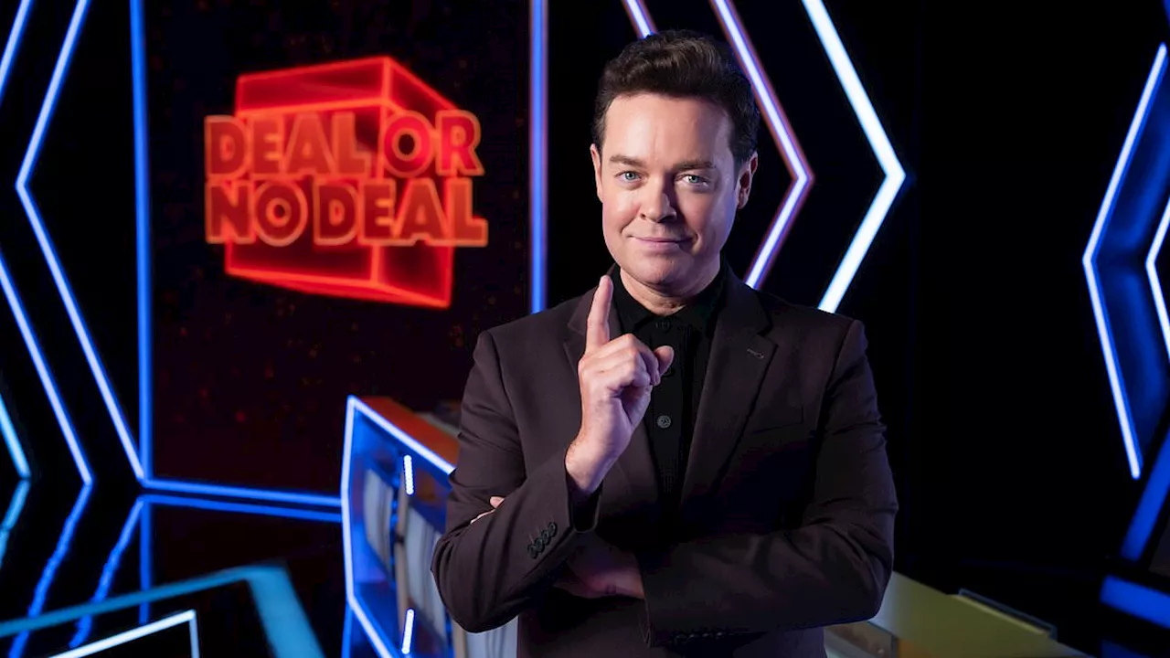 TV Presenter Stephen Mulhern Hospitalized After Collapsing at Pizza Express