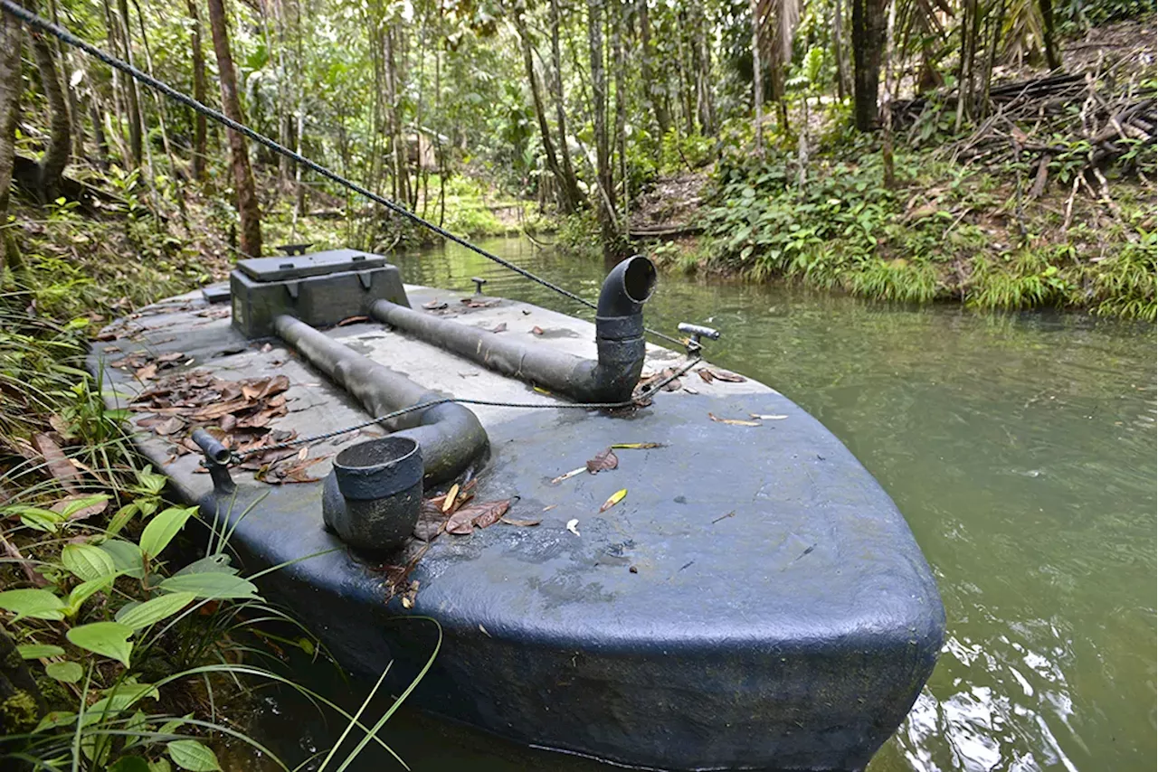 Colombian navy intercepts ‘narco subs’ headed to Australia in massive drug bust