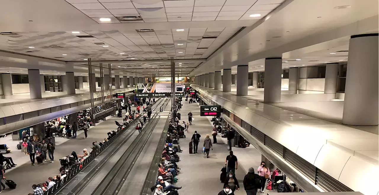 Denver Airport Flight Delays Surge Amid Winter Storm, Holiday Travel