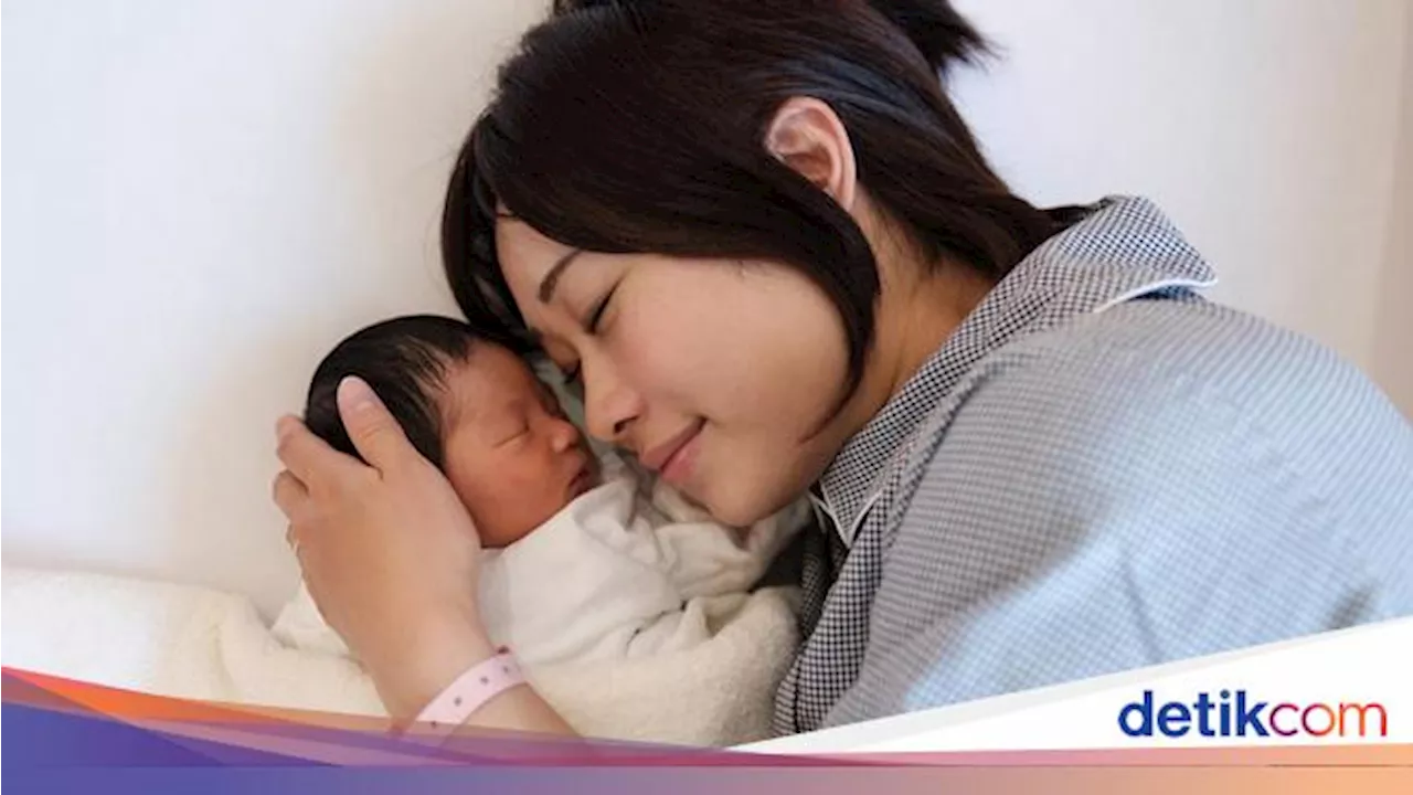 Mengapa Orang Dewasa Dilarang Mencium Bayi? Ini Penjelasan Sains