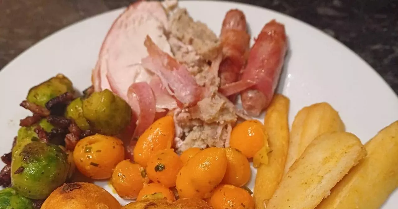 I tried the £25 Iceland Christmas dinner in a box and obvious item was left out