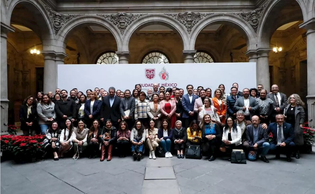 Clara Brugada se reúne con diputados de Morena de CDMX; “Continuaremos legislando y respaldando iniciativas del Ejecutivo”, aseguran