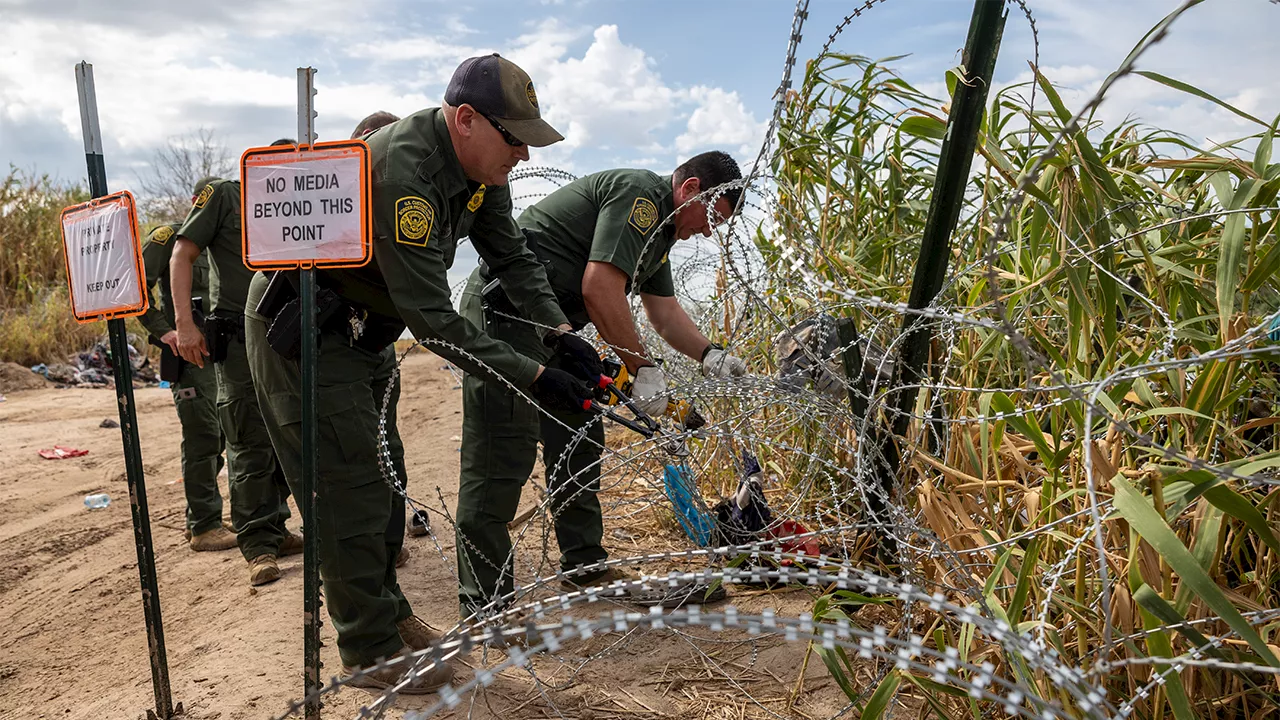 Texas Granted Permission to Build Razor Wire Border Wall