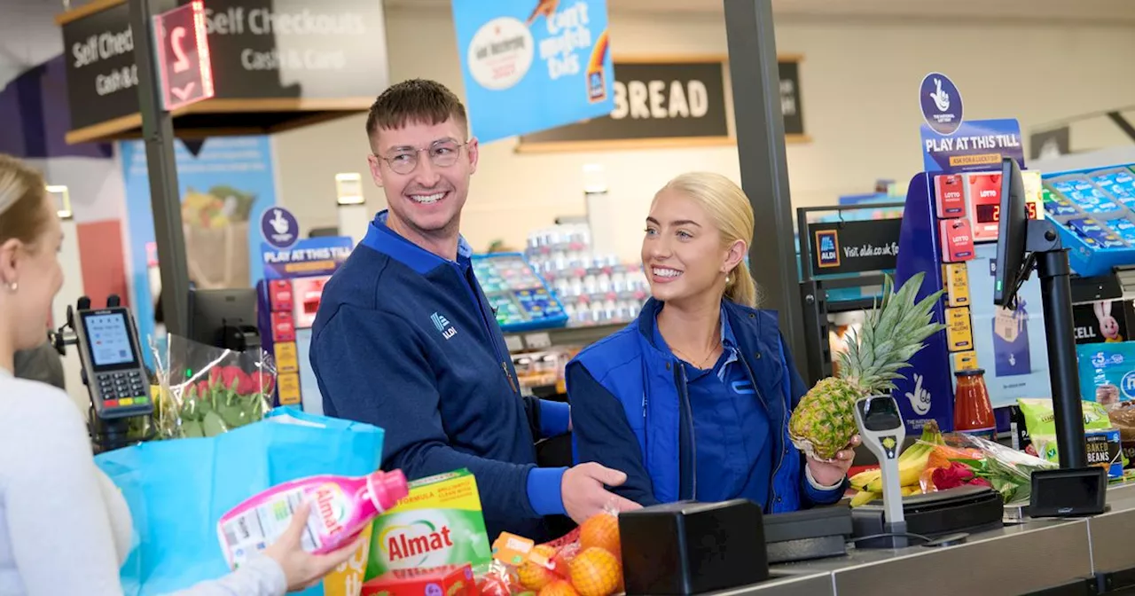 Aldi is giving way Christmas shopping every day in Advent