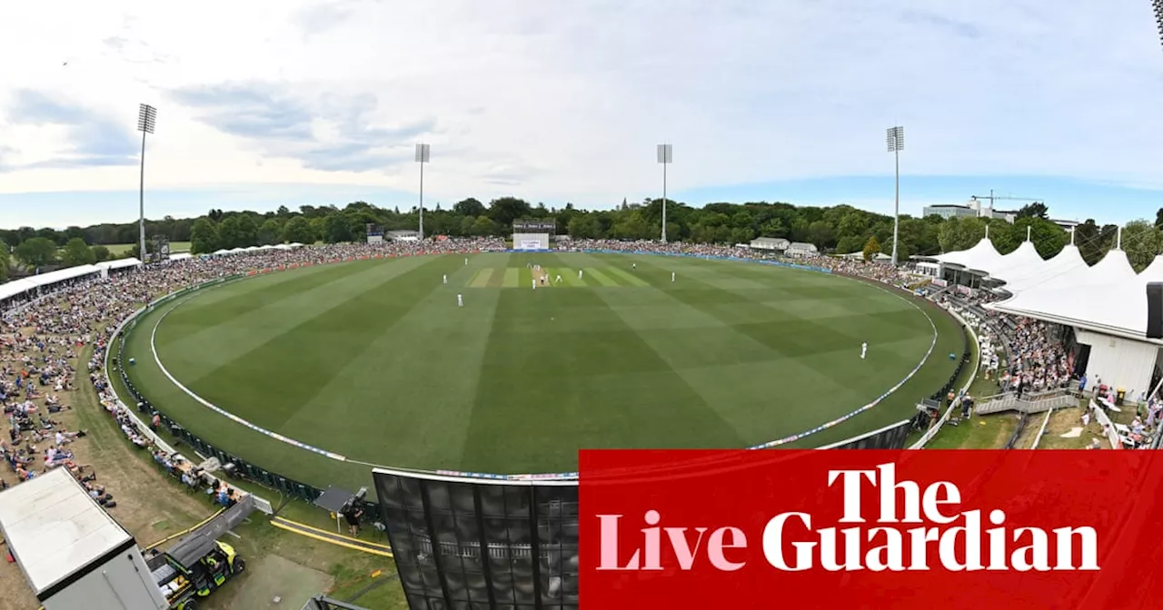 New Zealand Takes Charge in Second Day's Cricket Play at Hagley Oval