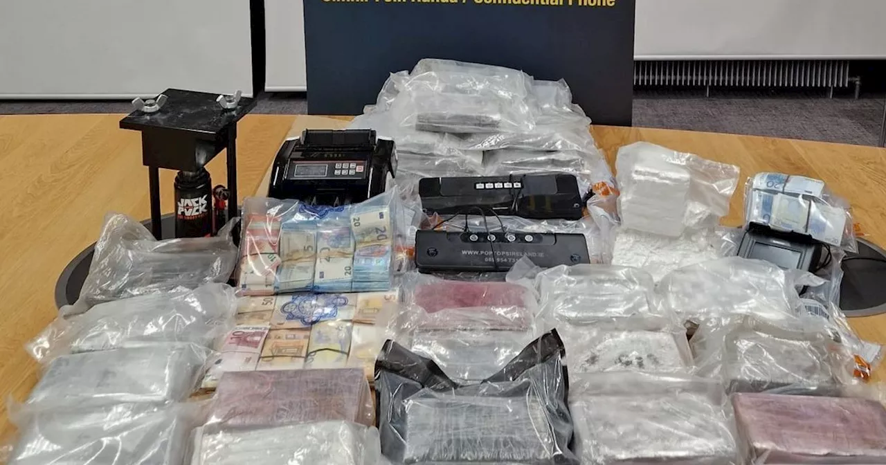 38 kilos of cocaine 'destined for Christmas social scene' seized as two arrested