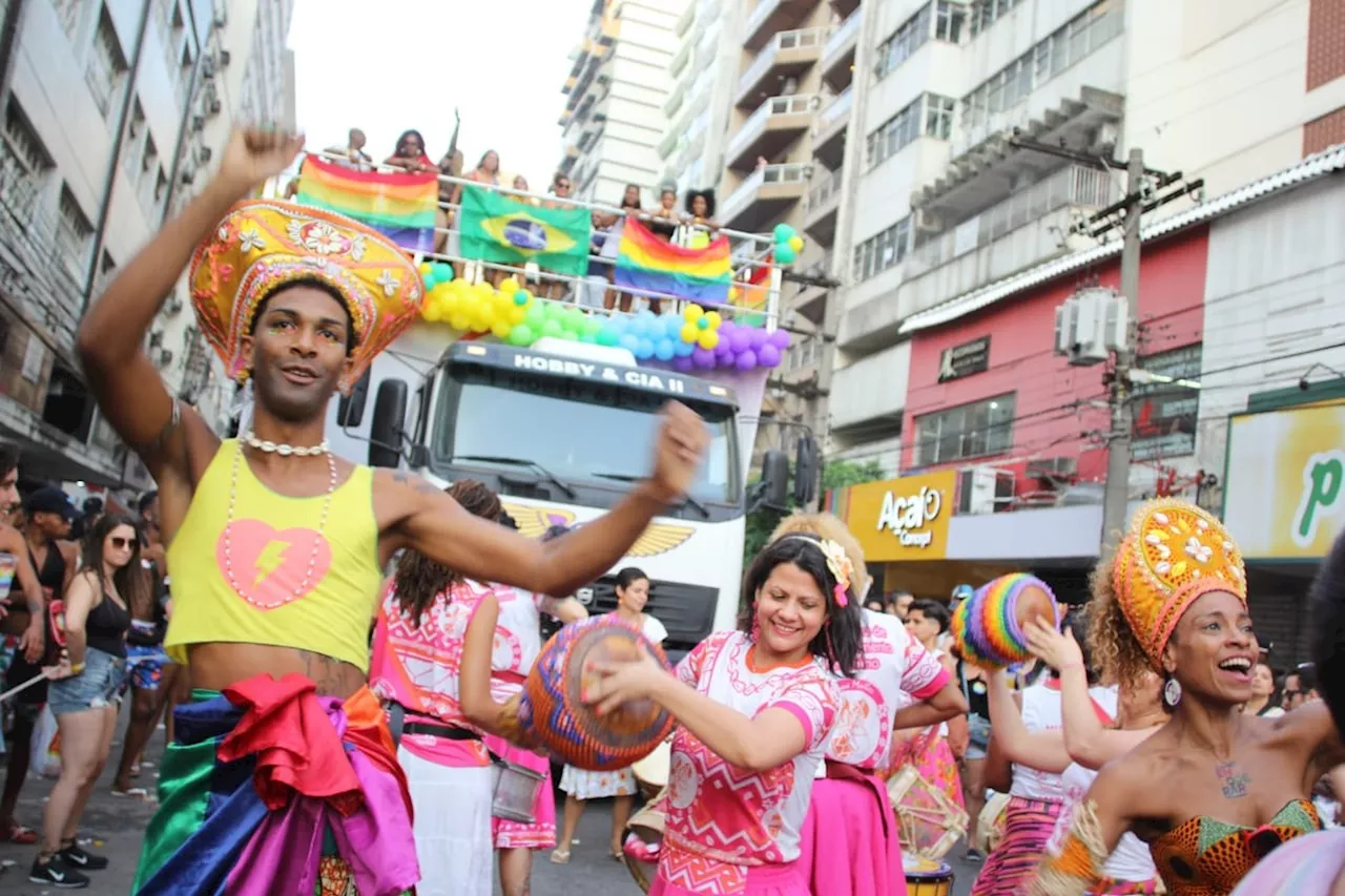 Parada do Orgulho LGBTQIA+ de Niterói será na Praia de Icaraí, neste domingo