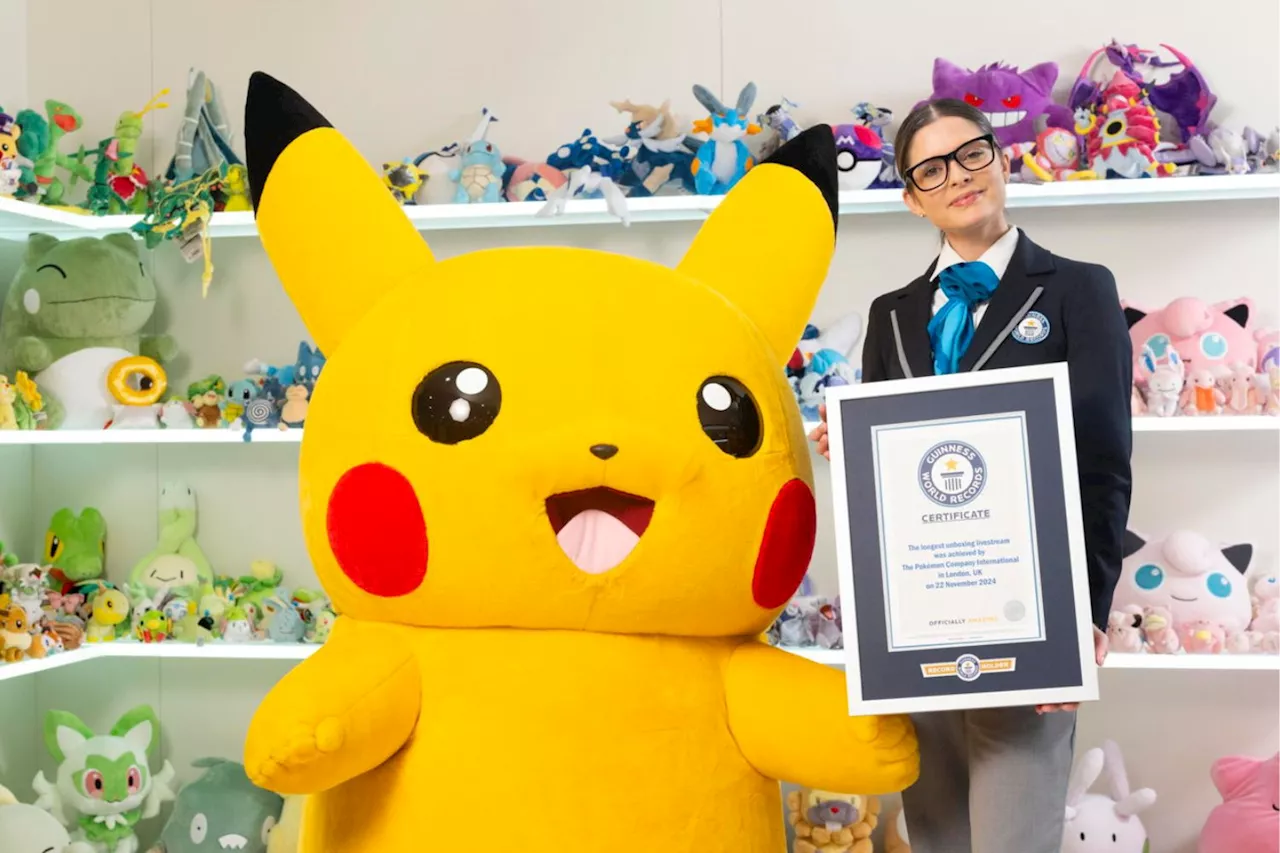 Record du Monde de la Plus Longue Ouverture de Cartes Pokémon en Direct