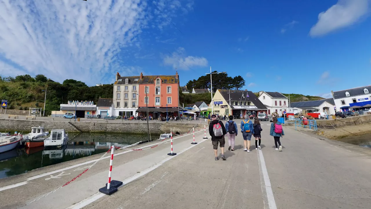 'Une traversée particulière et extraordinaire' : à cause de la mauvaise météo, une femme accouche sur un batea