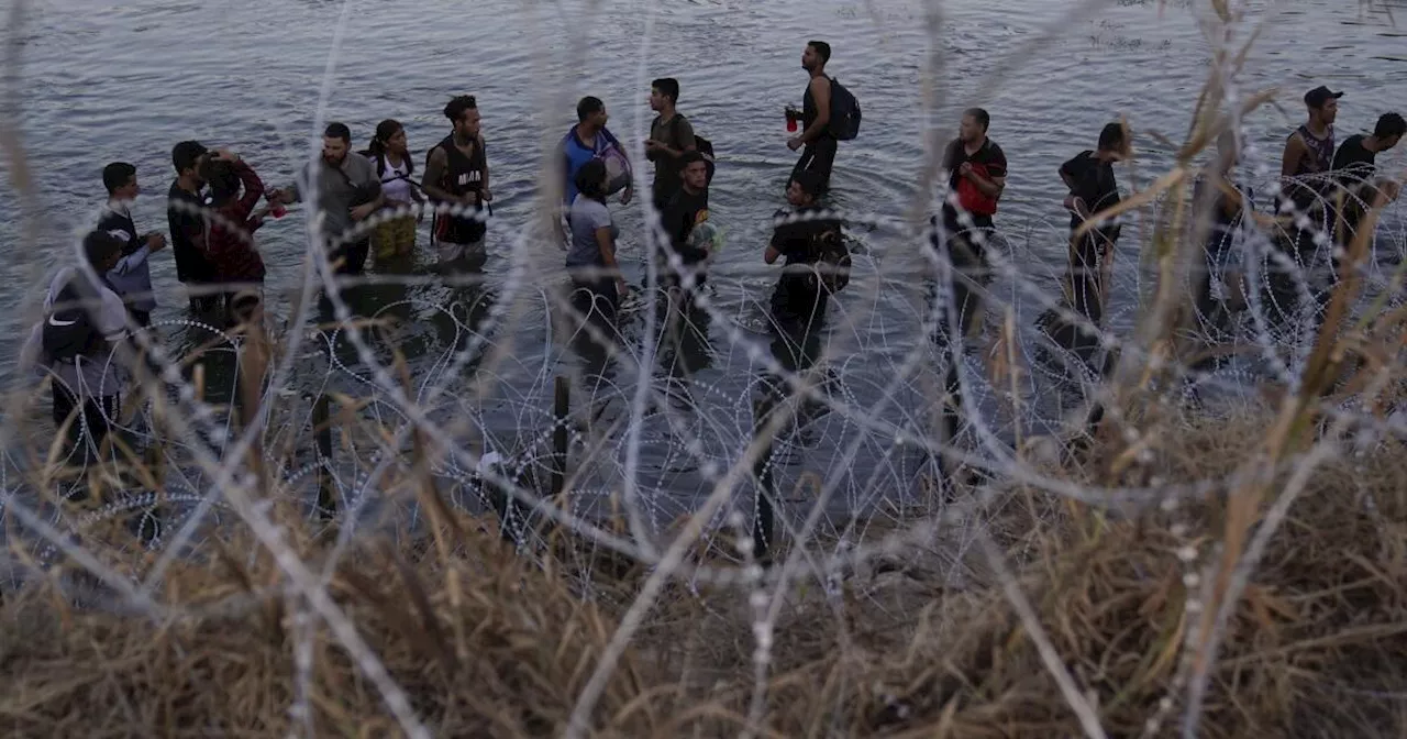 Court backs Texas over razor wire installed on U.S.-Mexico border