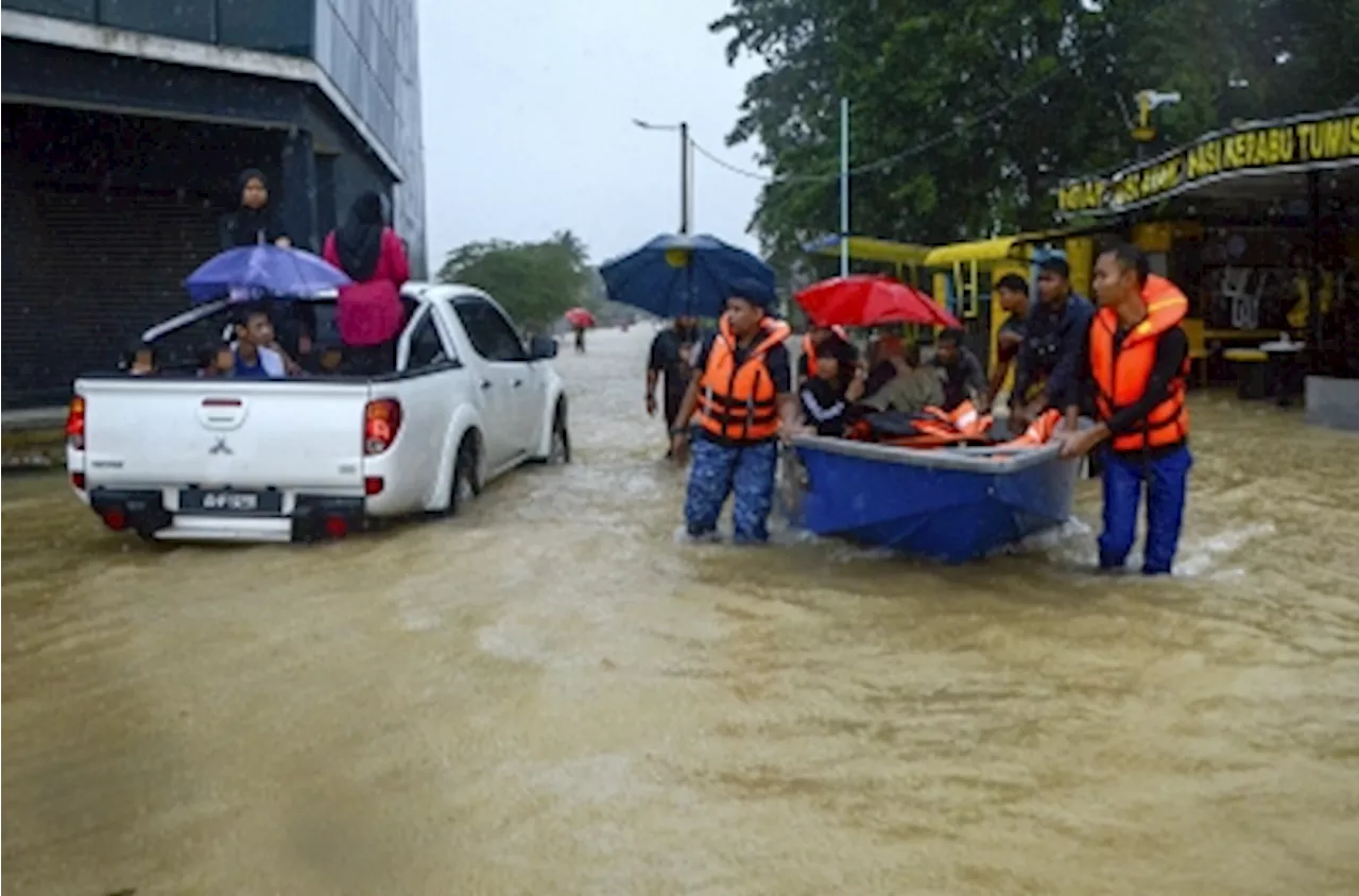 Malaysia Flood Victims Rise as Siti Nurhaliza Stands Firm Amid Criticism