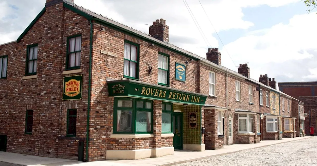 Coronation Street Fans Suspect New Character Amid Lauren Bolton's Prison Struggle