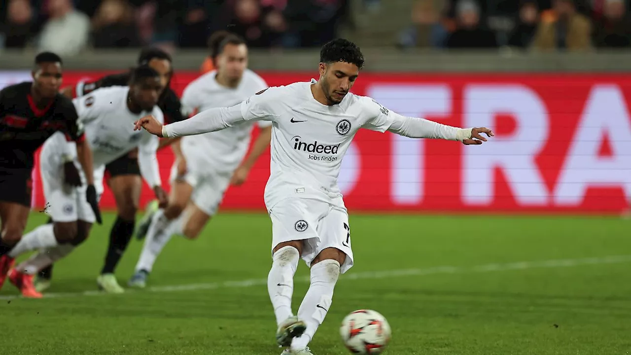 Eintracht Frankfurt Feiert Europa-League-Sieg gegen FC Midtjylland