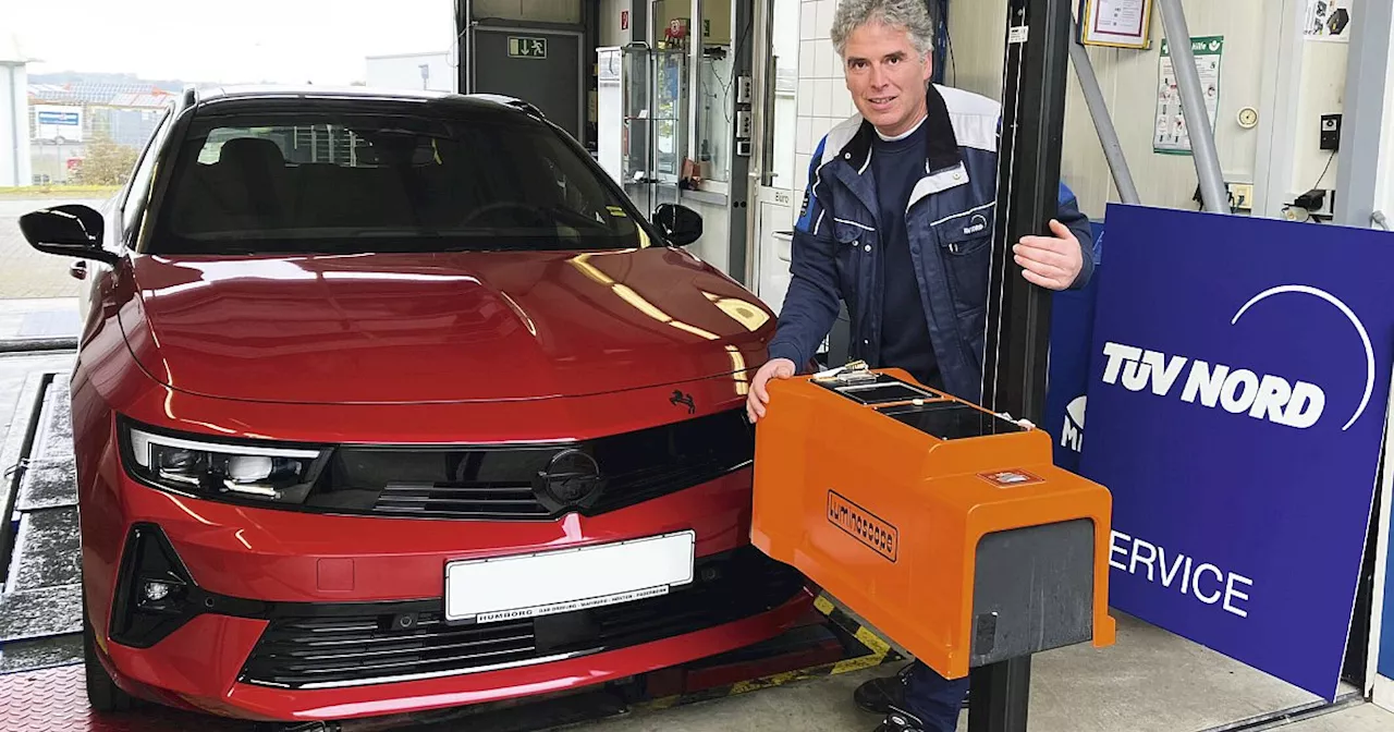 Schwere oder gefährliche Mängel: TÜV stoppt jedes vierte Auto in Warburg