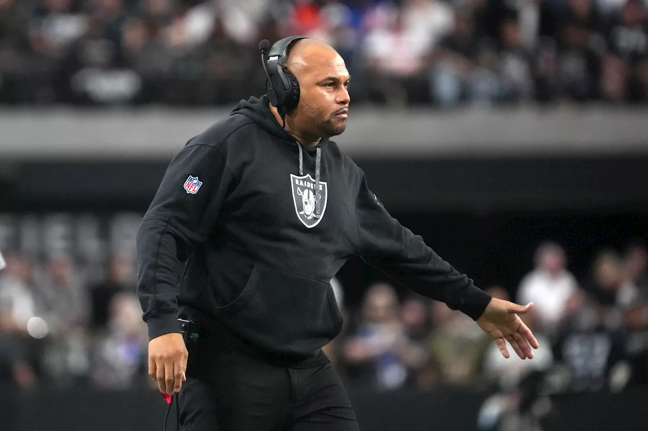 Antonio Pierce calls Raiders 'worst team in football' before Black Friday clash with Chiefs