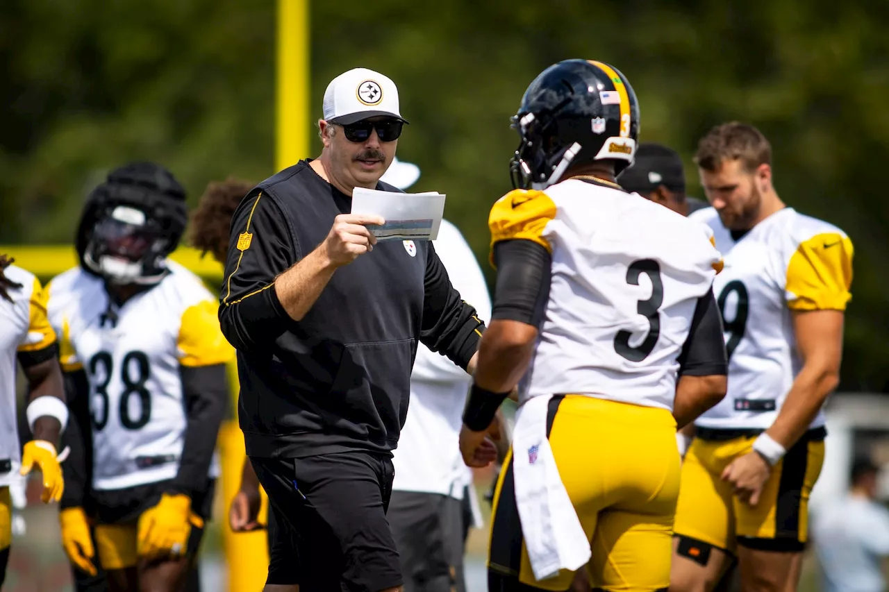 Steelers' Arthur Smith had call with North Carolina about vacant head coach job