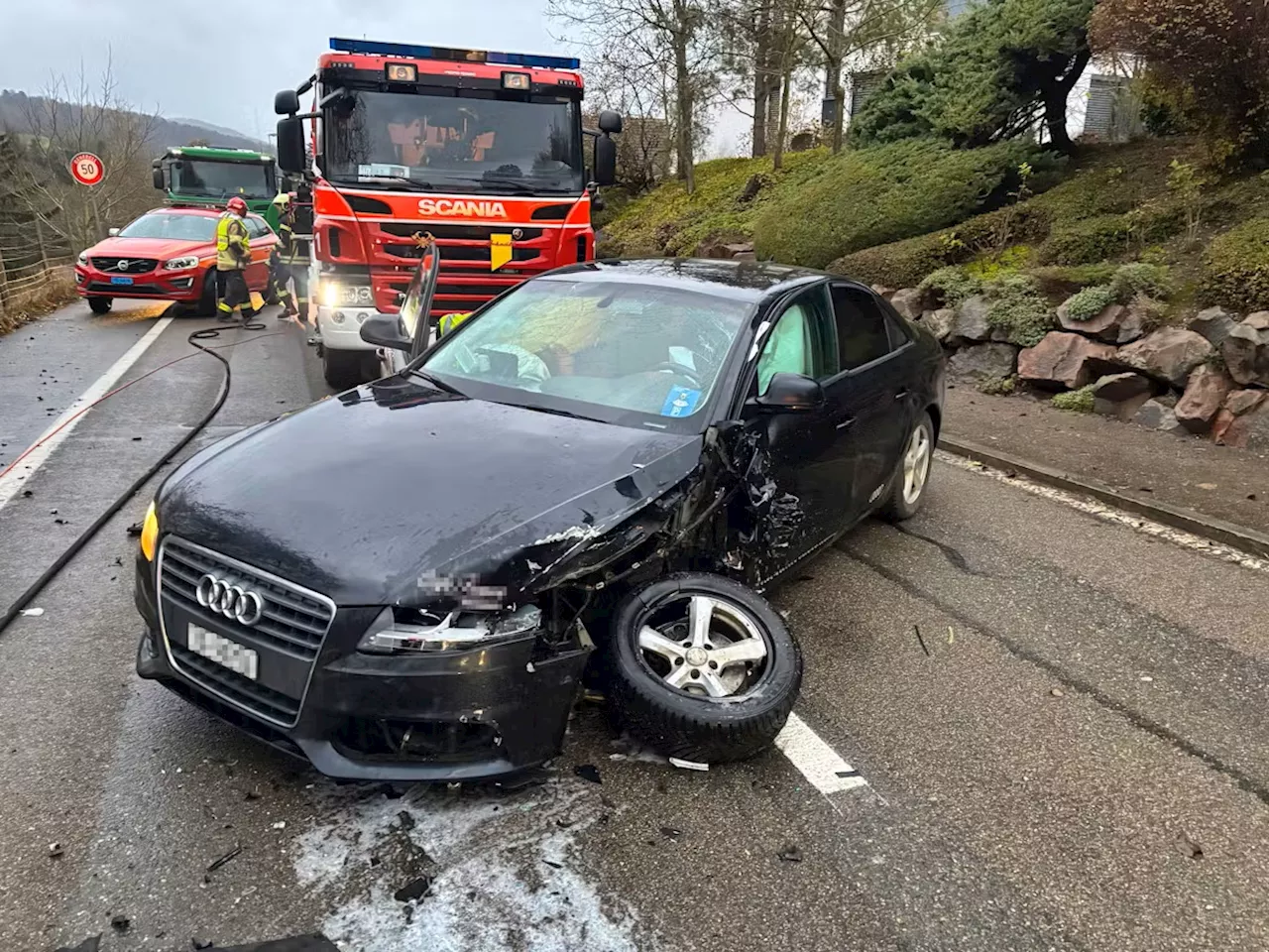 Kollision zwischen zwei Autos in Steckborn: Ein schwer und ein leicht Verletzter