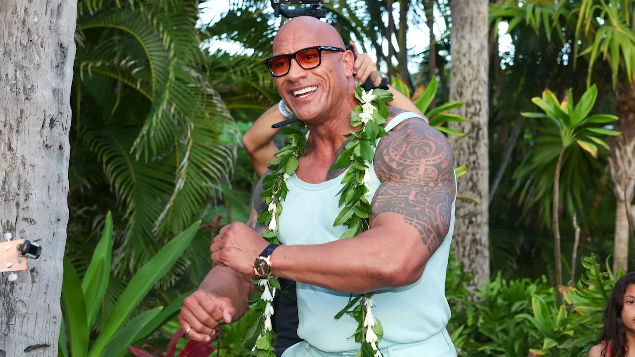 Dwayne Johnson trägt einen Bodysuit in 'Vaiana'-Verfilmung