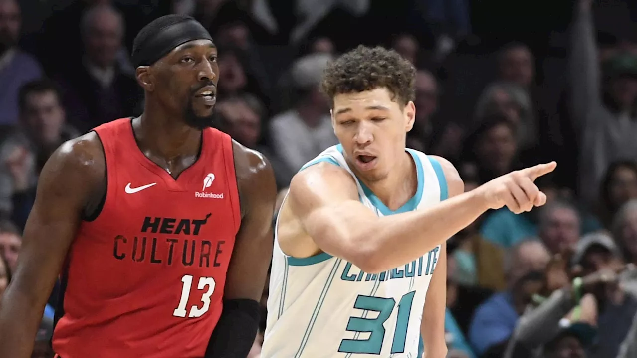 Charlotte's furious fourth quarter comeback against Miami falls short