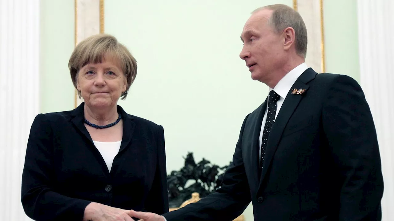 Wladimir Putin entschuldigt sich bei Angela Merkel wegen großem Hund